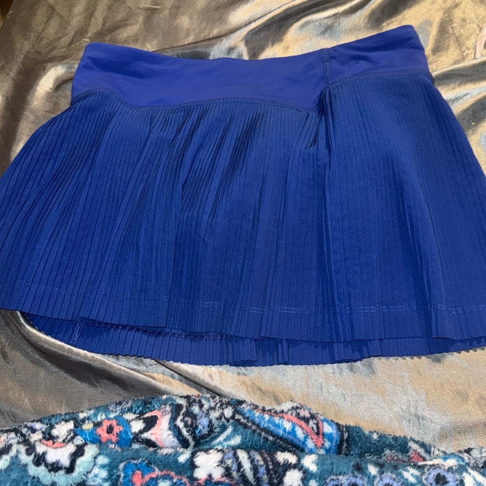 blue lululemon pleated skirt size 4